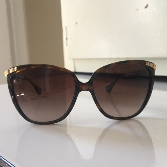 Dolce & Gabbana Sunglasses - Picture 4 of 4